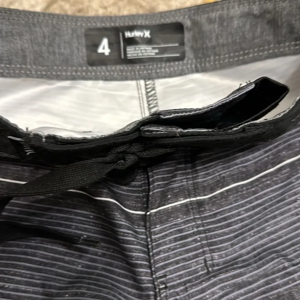 Hurley Boys Shoreline Board Shorts NEW Size 4